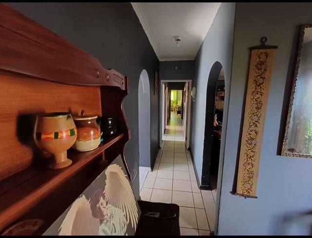 3 BEDROOM HOUSE FOR SALE IN VANDERBIJLPARK SW 2